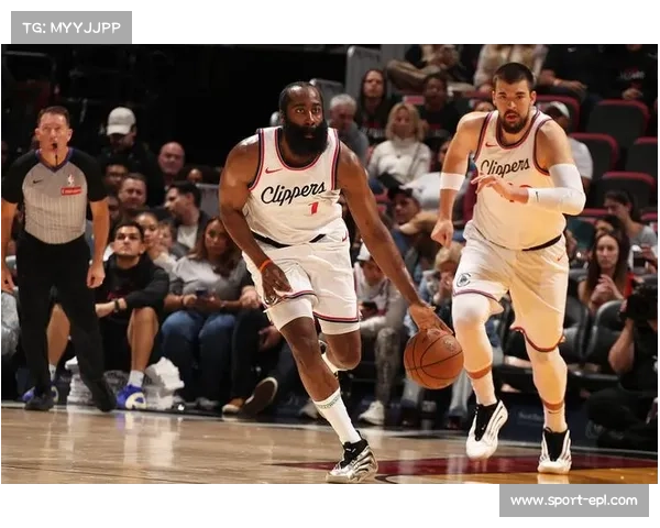 博格丹腿筋伤势无大碍 与哈登加练投篮为新目标